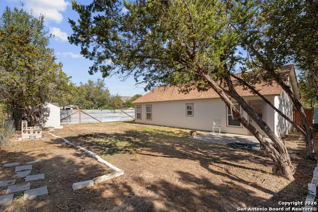 Image 25 of 30 For 1376 Hedgestone