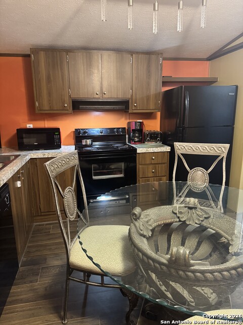 Image 3 of 19 For 4223 Waterwood Pass