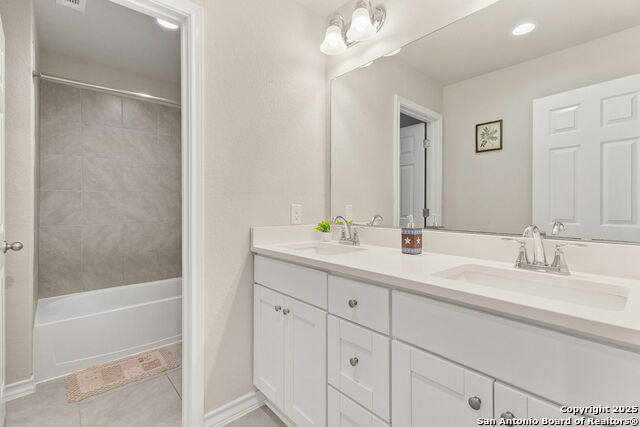 Image 25 of 29 For 5603 Chestnut Xing