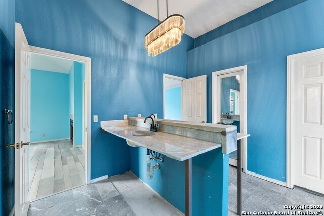 Image 16 of 57 For 5421 Lockhill