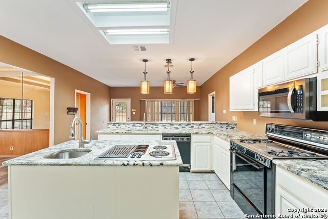 Image 9 of 57 For 5421 Lockhill