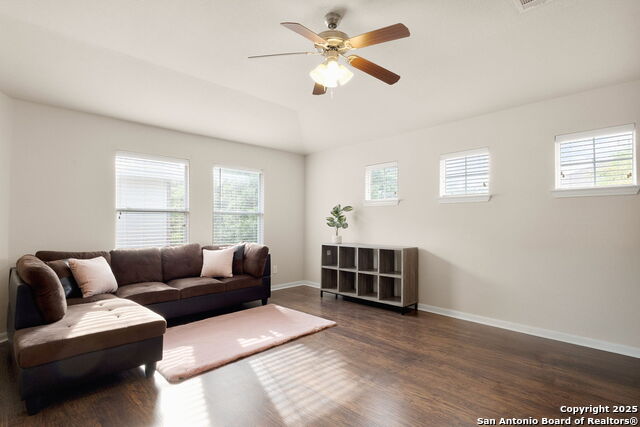 Image 18 of 31 For 3642 Pinyon Pine