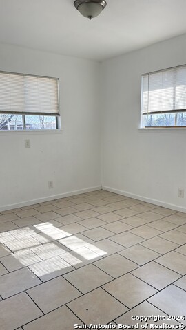 Image 11 of 23 For 502 Aviation Blvd W