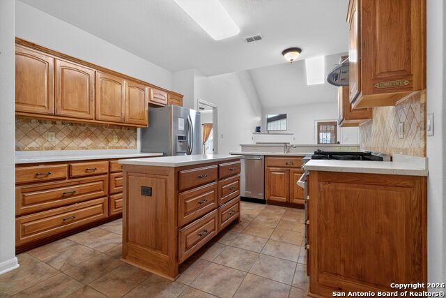 Image 22 of 47 For 4530 Winneway