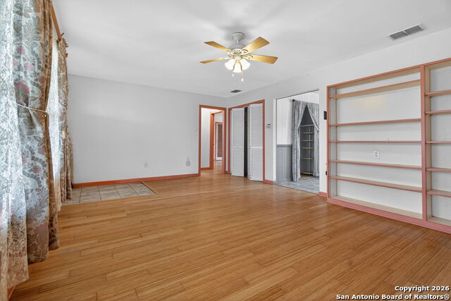 Image 42 of 47 For 4530 Winneway