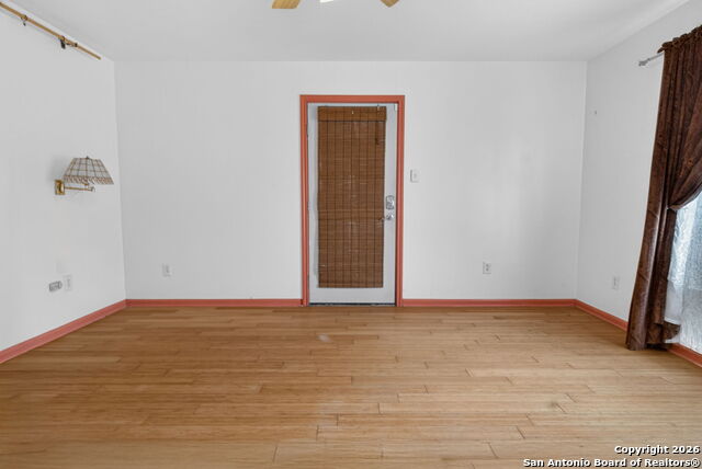 Image 43 of 47 For 4530 Winneway