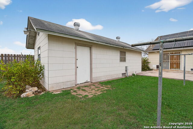 Image 46 of 47 For 4530 Winneway