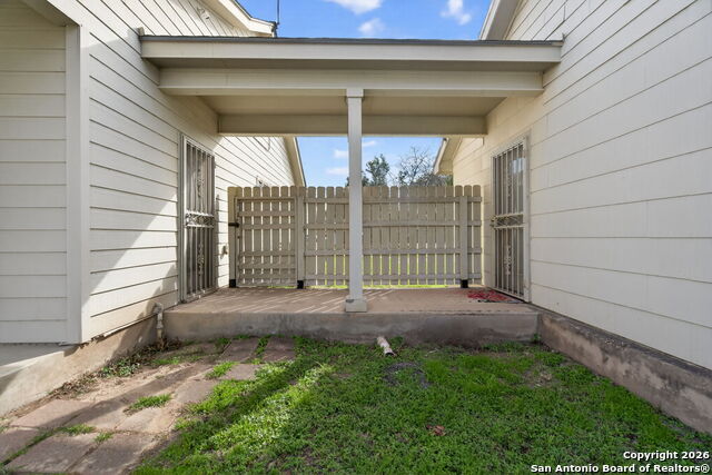 Image 9 of 47 For 4530 Winneway