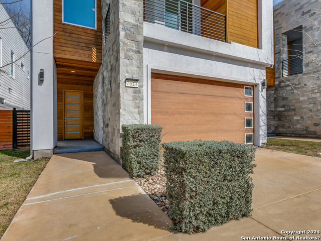 Image 2 of 33 For 7614 Lost Mine Peak