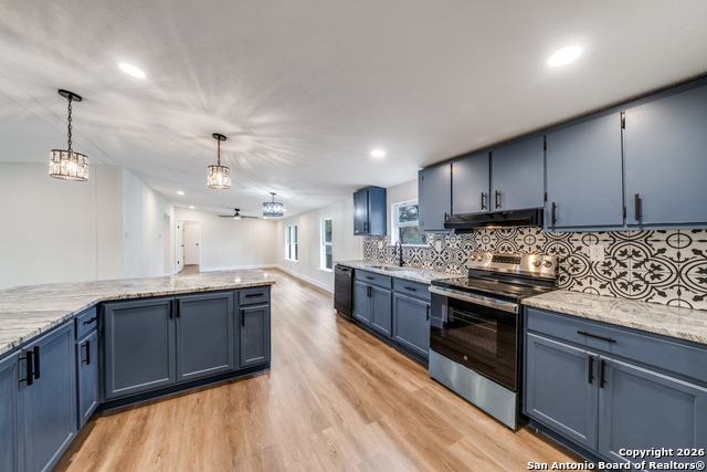 Image 12 of 25 For 551 Big Oak  