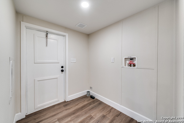 Image 19 of 25 For 551 Big Oak  