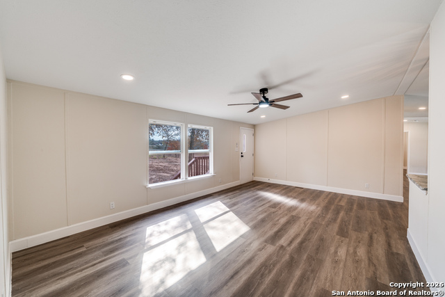 Image 4 of 25 For 551 Big Oak  