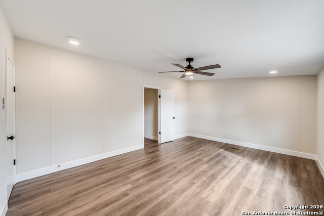 Image 6 of 25 For 551 Big Oak  