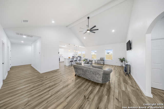 Image 4 of 25 For 105 Hidden Cove