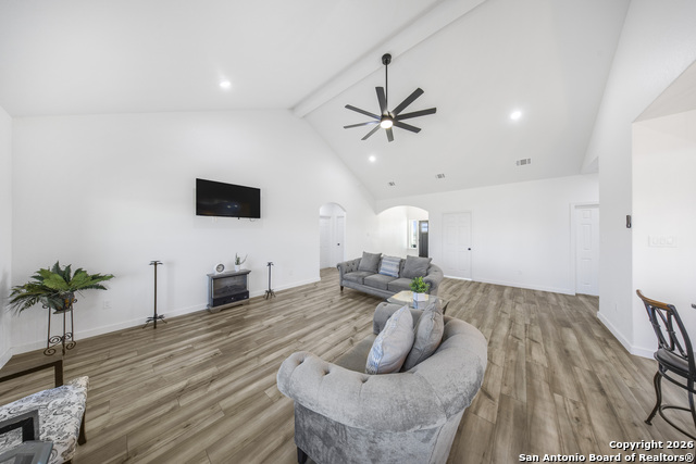 Image 6 of 25 For 105 Hidden Cove