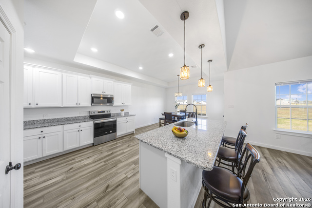 Image 9 of 25 For 105 Hidden Cove