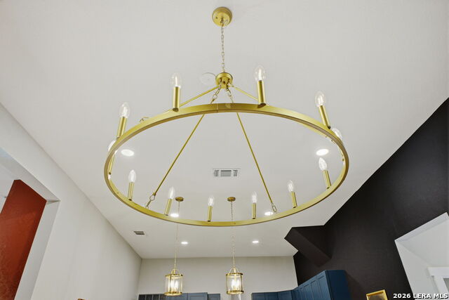 Listing photo id 22 for 1503 E Crockett St,