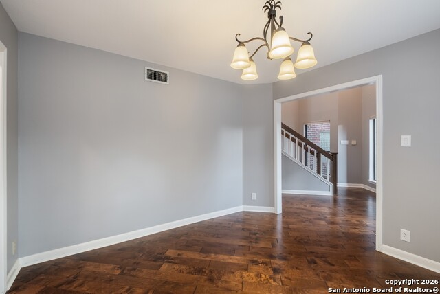 Listing photo id 8 for 8743 Paseo Oaks