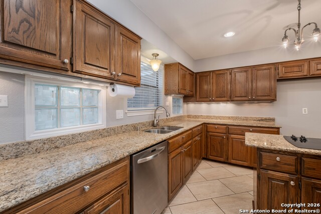 Listing photo id 9 for 8743 Paseo Oaks