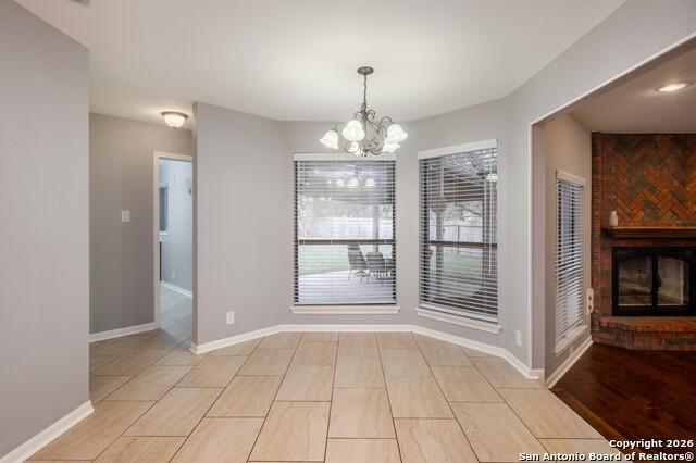 Listing photo id 13 for 8743 Paseo Oaks