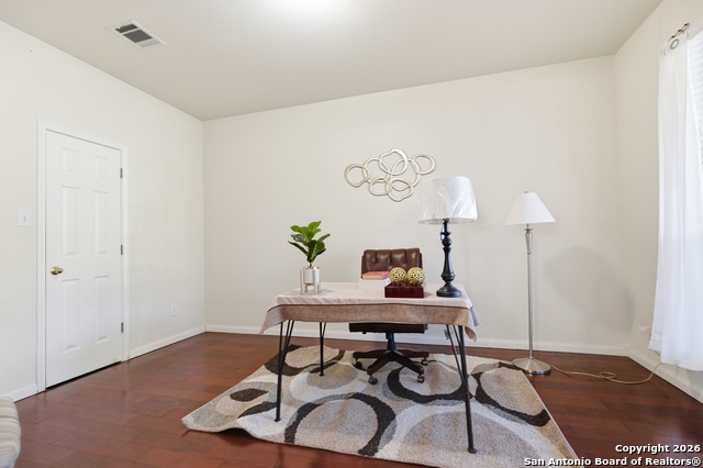 Image 2 of 37 For 1317 Murray Winn