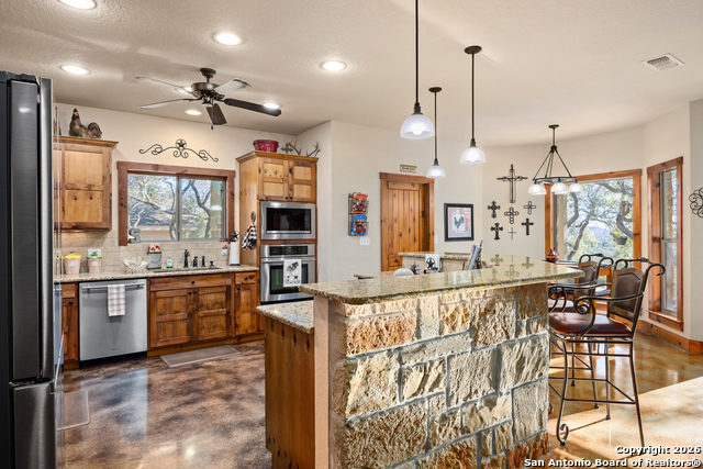 Image 7 of 50 For 488 Phillip  