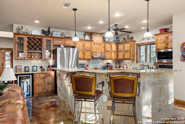 Image 11 of 50 For 488 Phillip  