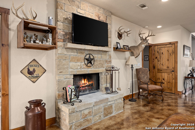 Image 13 of 50 For 488 Phillip  