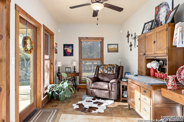 Image 15 of 50 For 488 Phillip  