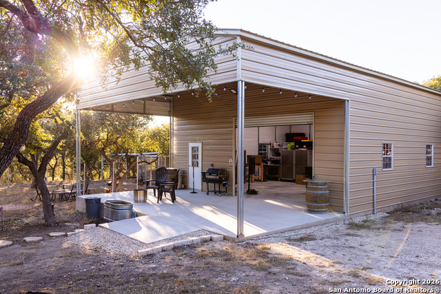 Image 25 of 50 For 488 Phillip  