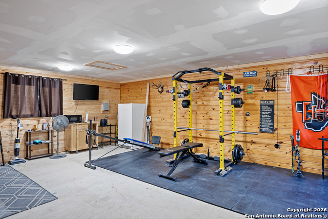 Image 29 of 50 For 488 Phillip  