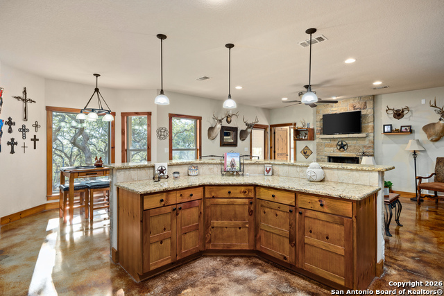 Image 9 of 50 For 488 Phillip  