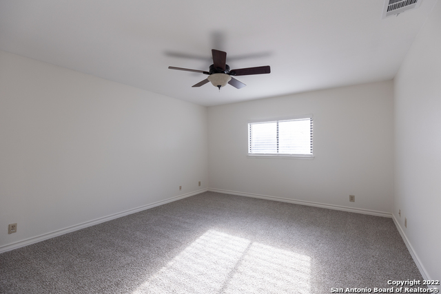 Listing photo id 10 for 9647 Barbwire