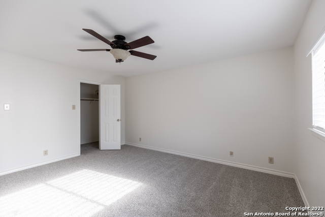 Listing photo id 11 for 9647 Barbwire