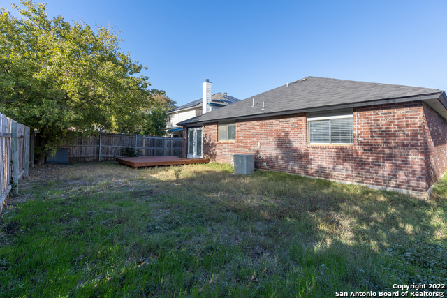 Listing photo id 23 for 9647 Barbwire