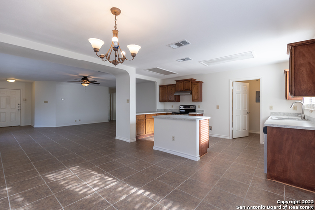 Listing photo id 6 for 9647 Barbwire