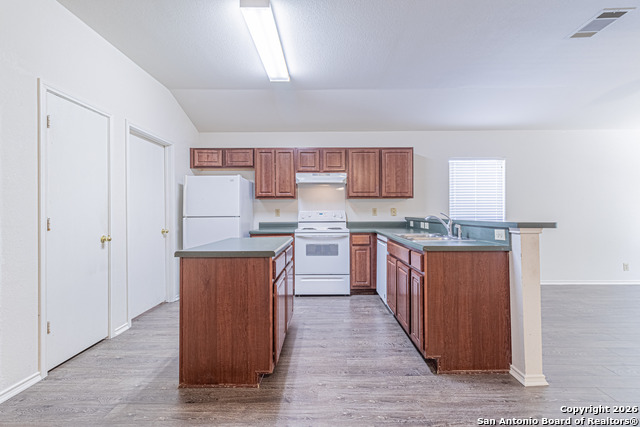 Image 13 of 42 For 8030 Cerezo  