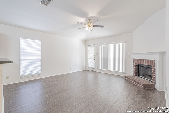 Image 21 of 42 For 8030 Cerezo  