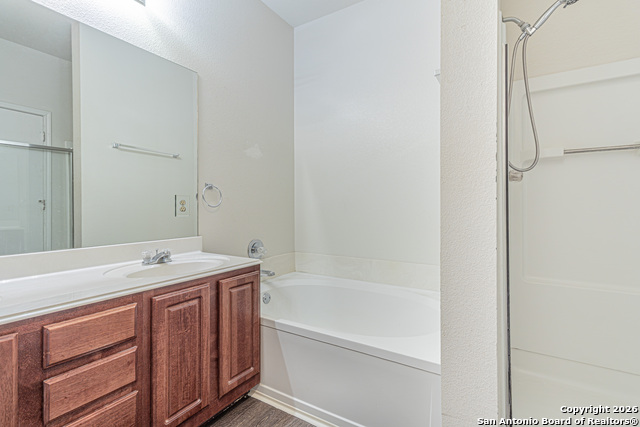 Image 30 of 42 For 8030 Cerezo  