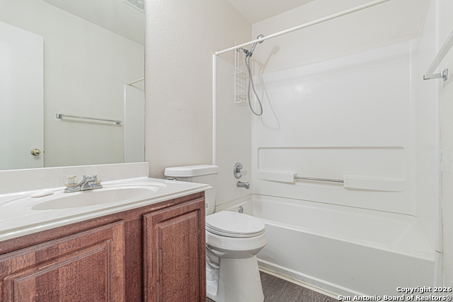 Image 40 of 42 For 8030 Cerezo  