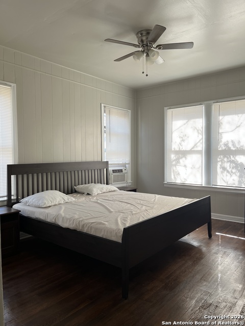 Image 8 of 12 For 309 Lullwood Ave E