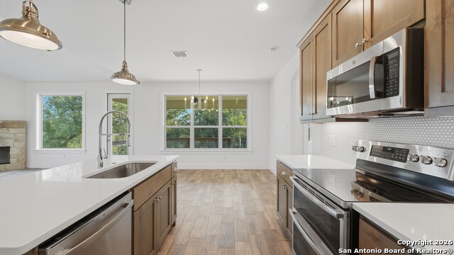 Image 19 of 50 For 1039 Primrose Path