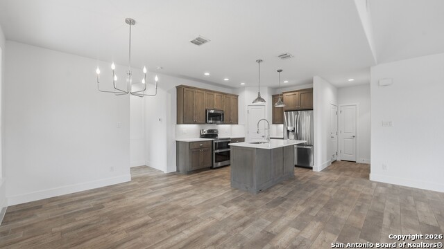 Image 20 of 50 For 1039 Primrose Path