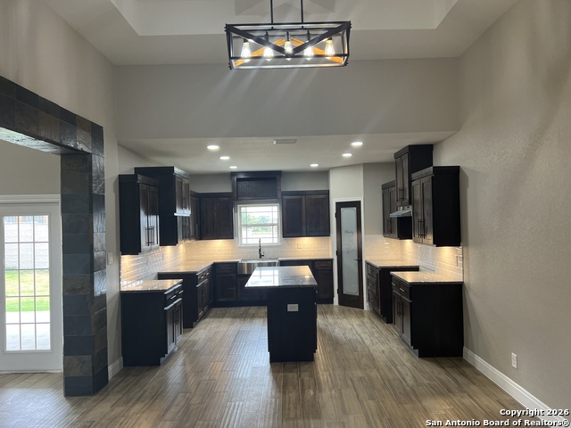 Image 12 of 19 For 2710 Royalwood