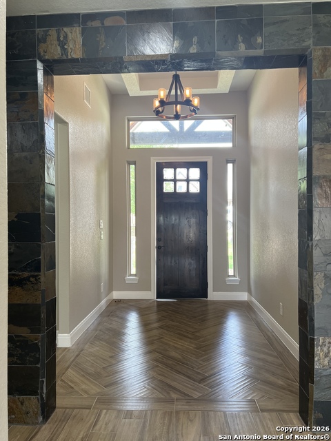 Image 6 of 19 For 2710 Royalwood