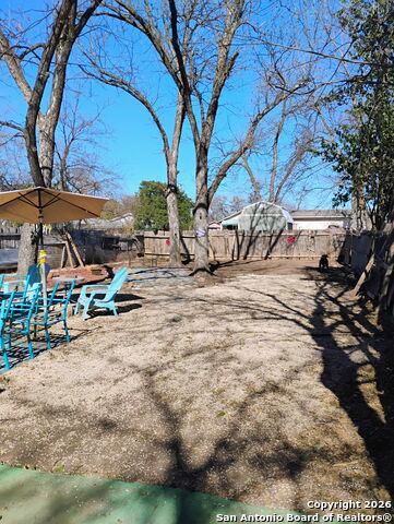 Image 5 of 28 For 403 Hazel  