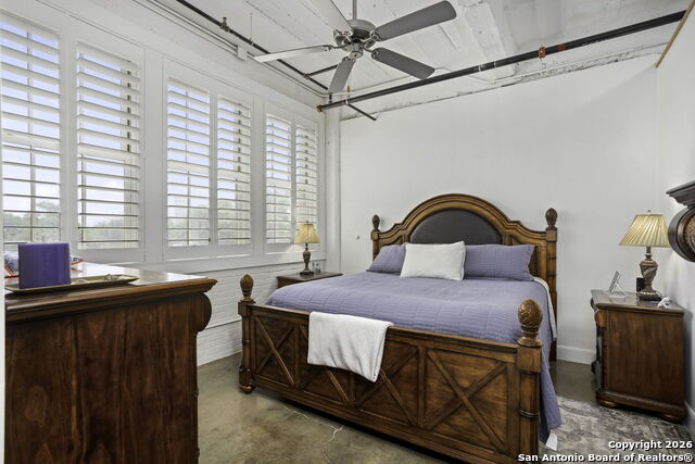 Image 13 of 28 For 831 Flores S 2201