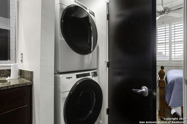 Image 15 of 28 For 831 Flores S 2201