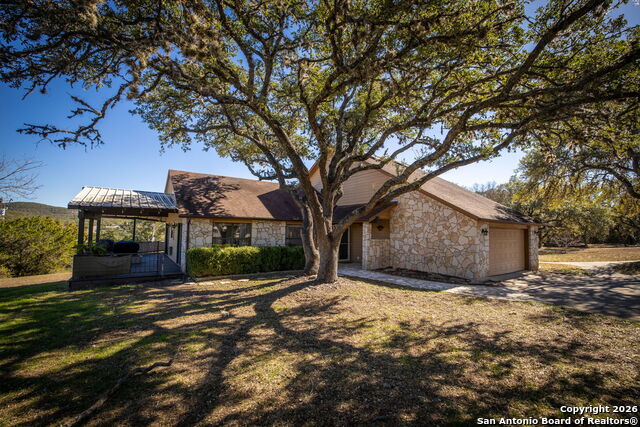 Image 10 of 77 For 115 Sprecken Isle