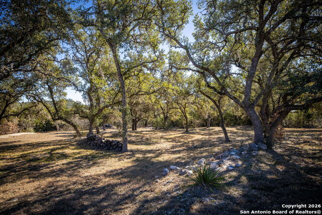 Image 13 of 77 For 115 Sprecken Isle